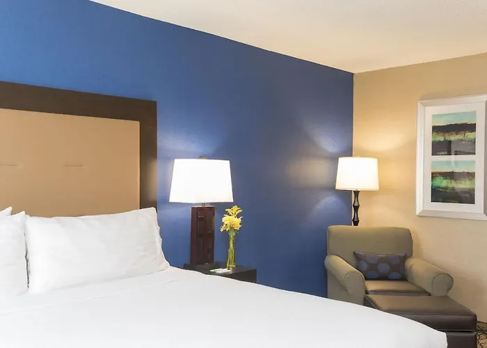 Hotel Grand Royal O'hare Chicago 3*